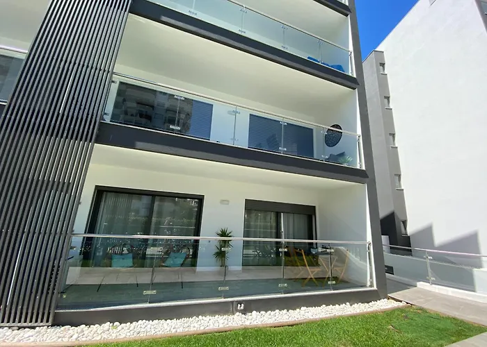 Monte By The Daire *